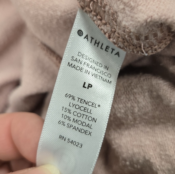 Athleta Women's Balance Jogger Pink Size Large Petite - Picture 4 of 4